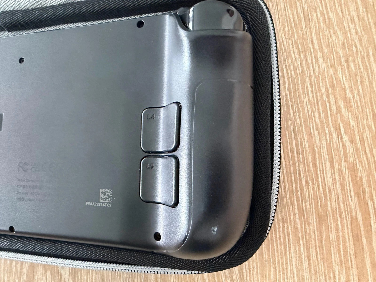 Valve Steam Deck 1T  Handheld Console comes with Case and Charger thumbnail 3