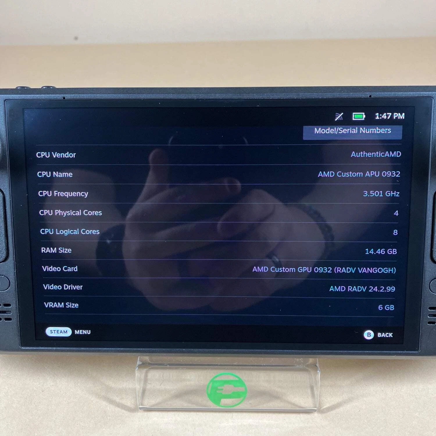 Valve Steam Deck 1TB HDR OLED Anti-Glare Etched Glass Near Mint Complete thumbnail 4