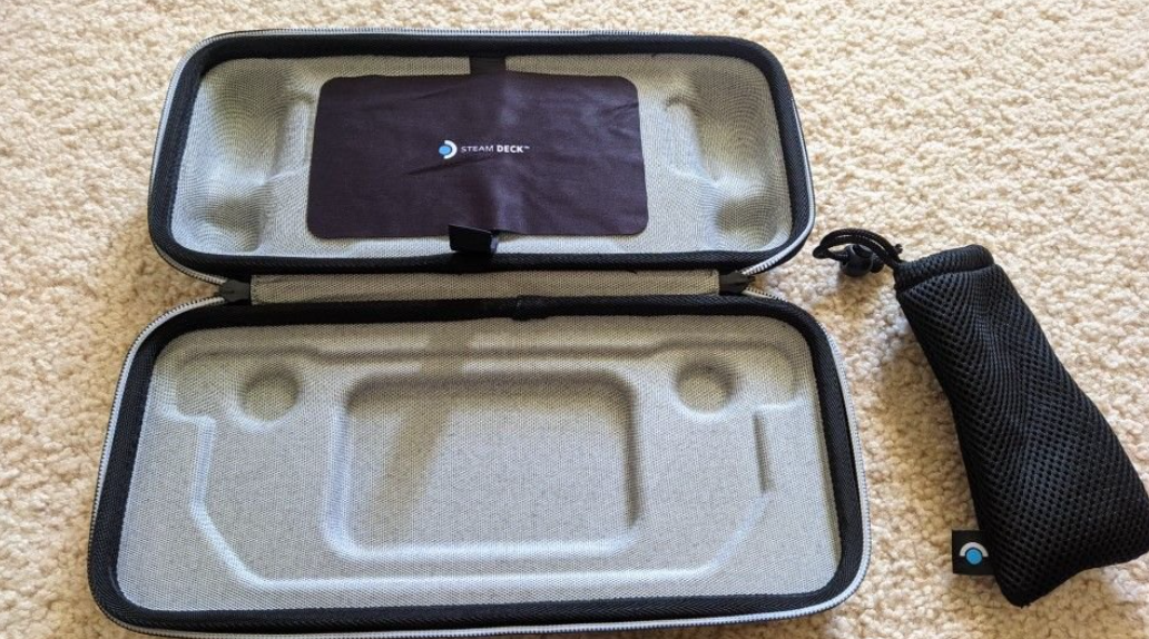 Valve Steam Deck 1TB LCD Model with Dock & Accessories thumbnail 6