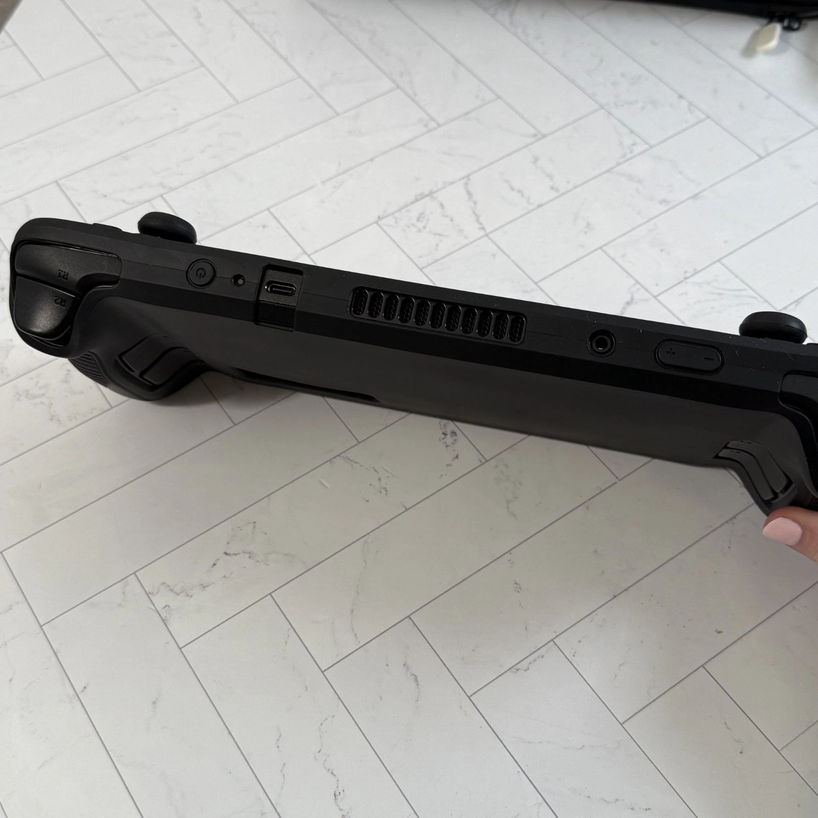 Valve Steam Deck 1TB SSD | 16GB RAM | AMD APU | OLED | Handheld Gaming PC H601 thumbnail 12