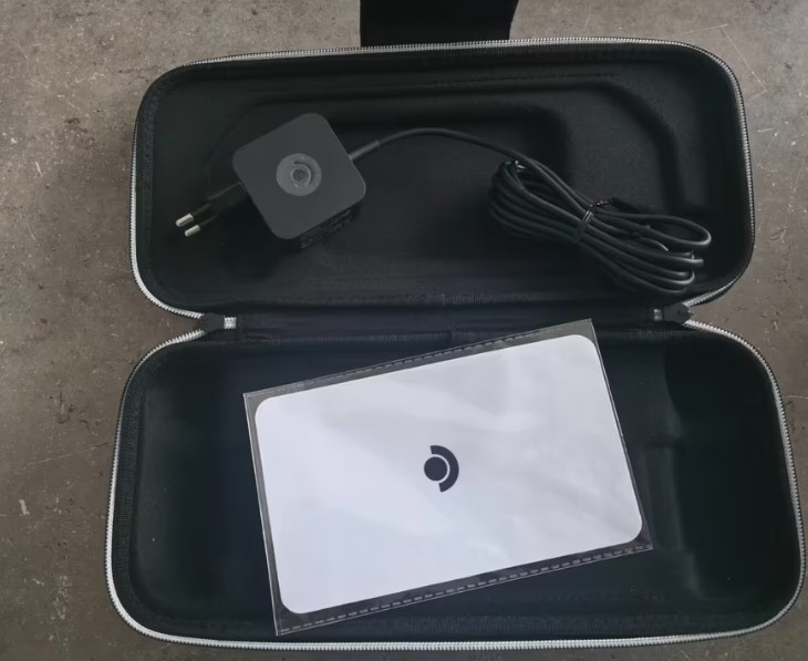 Valve Steam Deck 2TB OLED Gaming Console, Like New, with Dock thumbnail 3