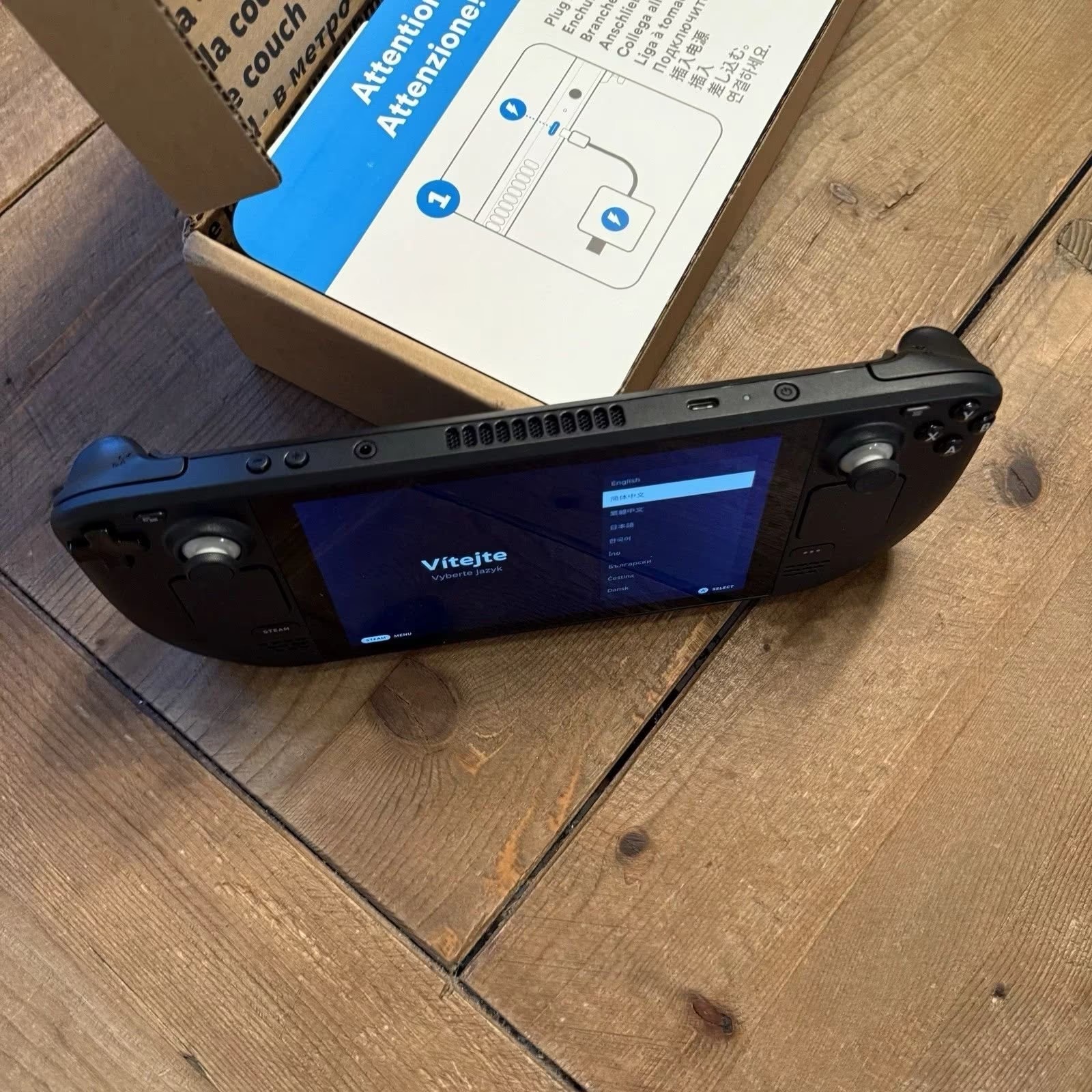 Valve Steam Deck 64GB – Ultimate Handheld Gaming Console thumbnail 3