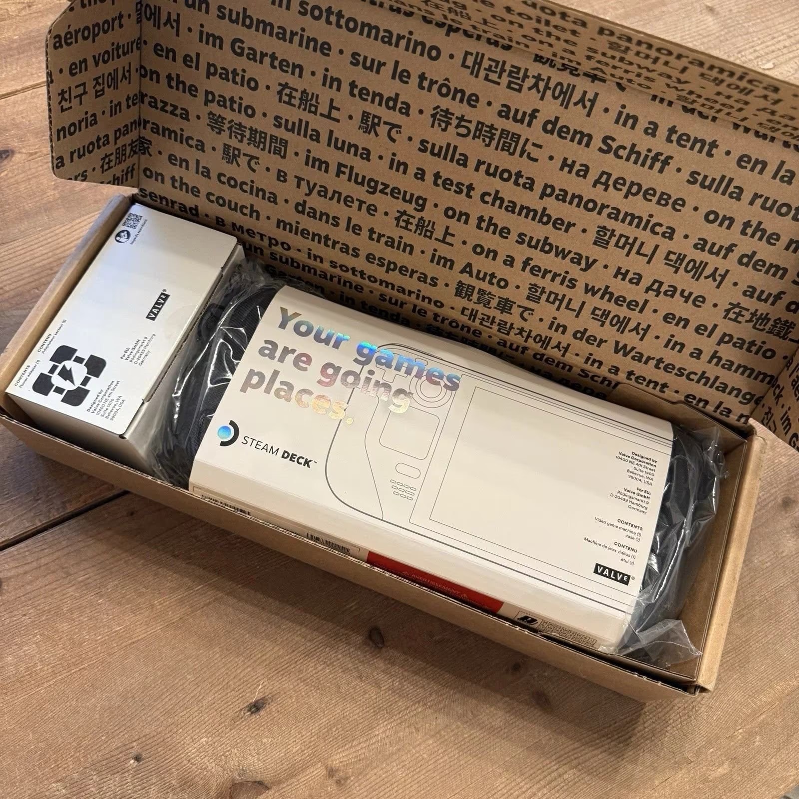 Valve Steam Deck 64GB – Ultimate Handheld Gaming Console thumbnail 4