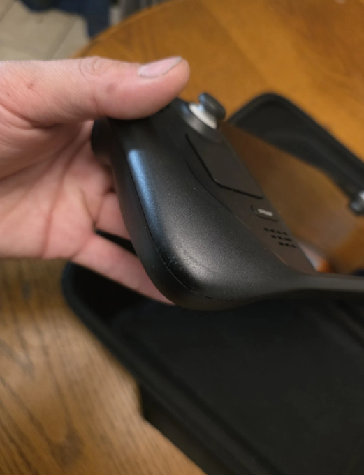 Valve Steam Deck LCD 1TB Console with Official Dock thumbnail 7