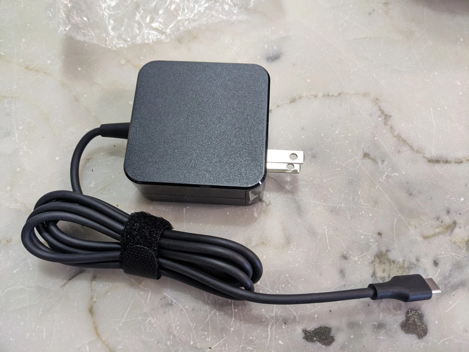 Valve Steam Deck LCD - 512GB - OEM Case - MicroSD 256GB -MicroSD to SD Converter thumbnail 2