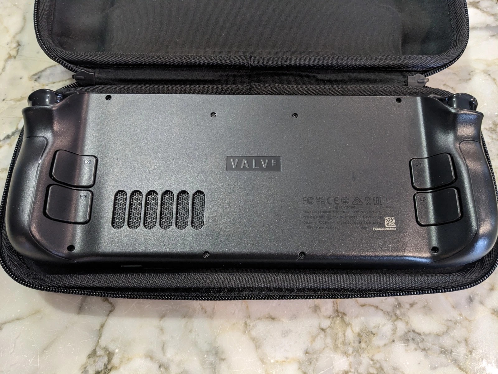 Valve Steam Deck LCD - 512GB - OEM Case - MicroSD 256GB -MicroSD to SD Converter thumbnail 4