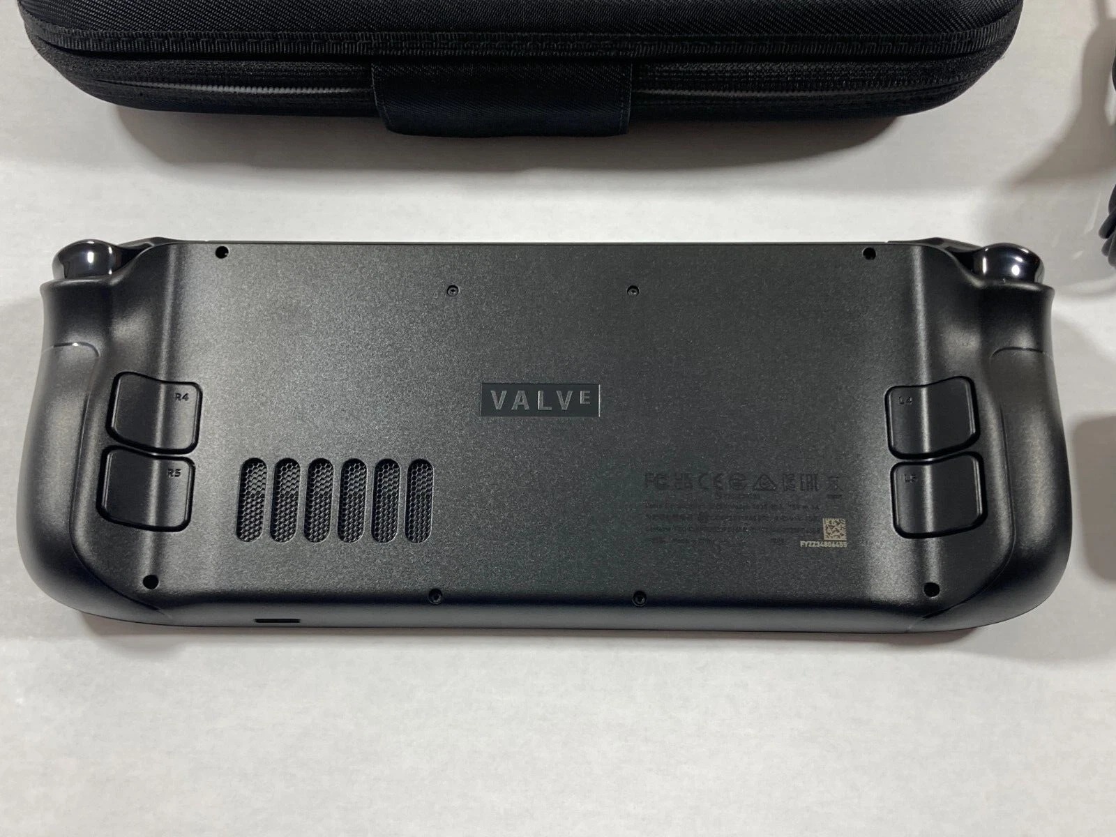 Valve Steam Deck OLED 1 TB Handheld Gaming System thumbnail 4