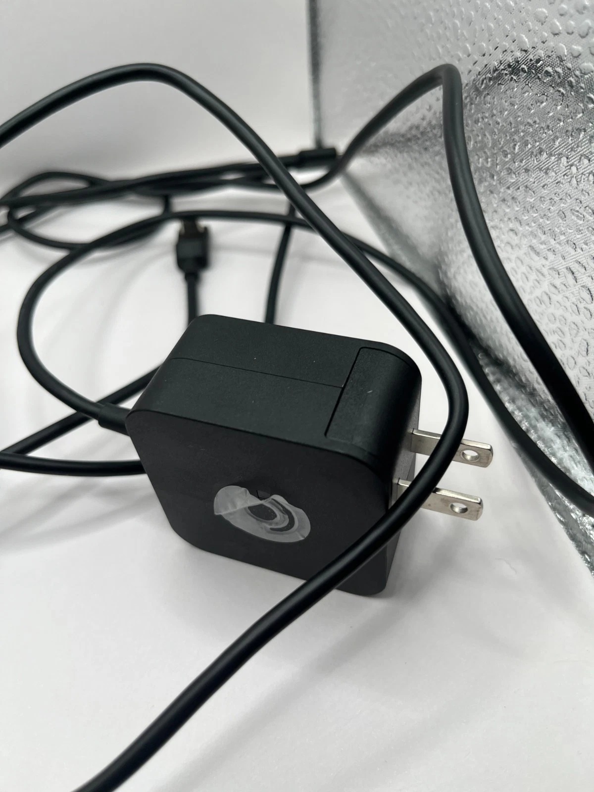 Valve Steam Deck OLED 1 TB + Steam Dock & JSAUX Case — Barely Used, Ships Fast thumbnail 11