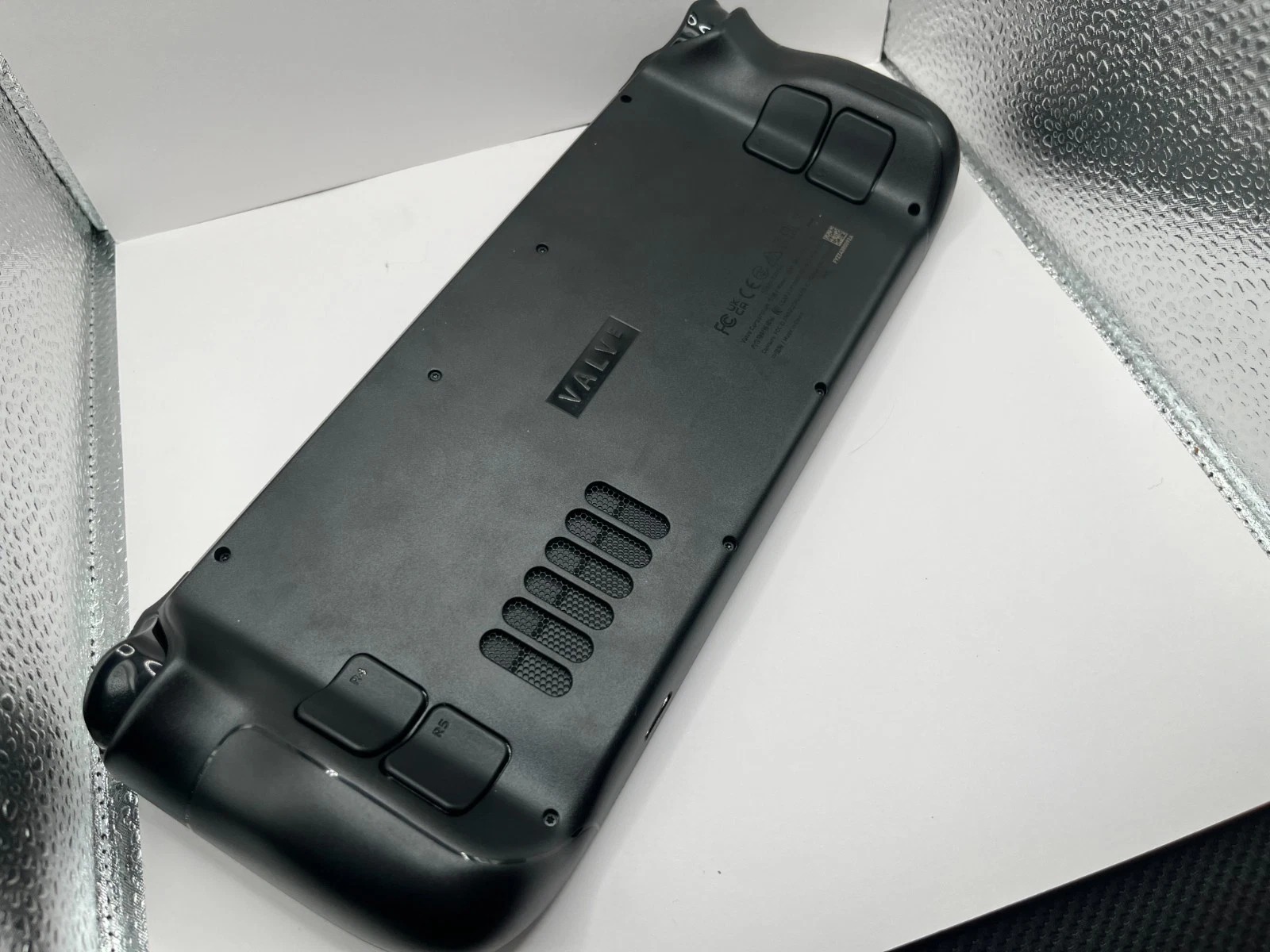 Valve Steam Deck OLED 1 TB + Steam Dock & JSAUX Case — Barely Used, Ships Fast thumbnail 12