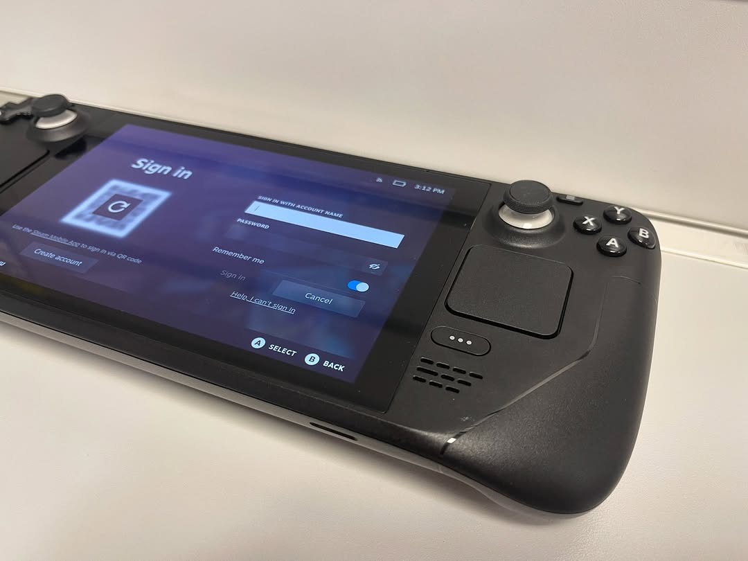 Valve Steam Deck OLED 1 TB thumbnail 2