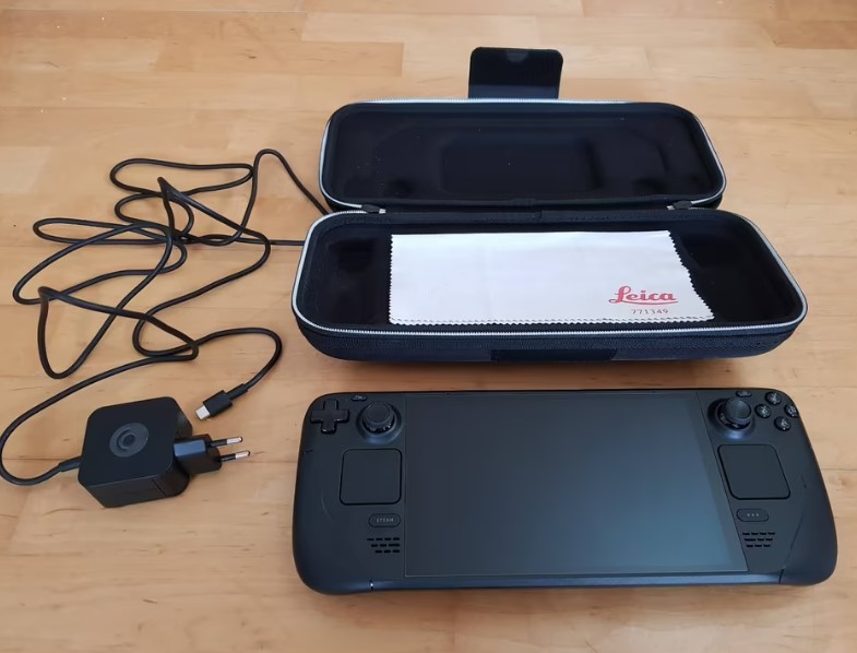 Valve Steam Deck OLED 1TB – Black -Case & Charger Included thumbnail 1