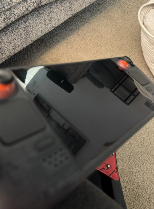 Valve Steam Deck OLED 1TB Clear Limited Edition Handheld Console + Extras thumbnail 4