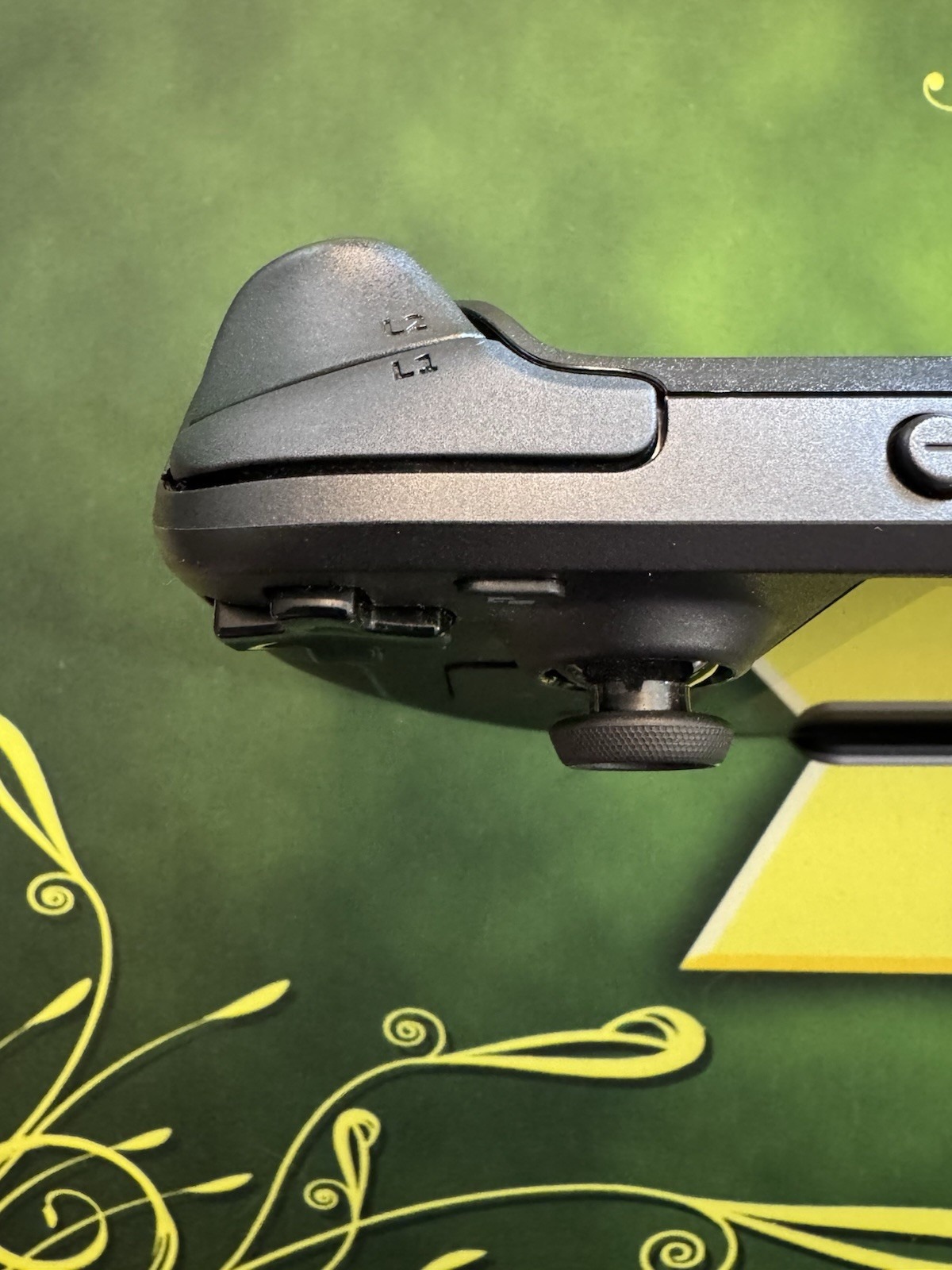 Valve Steam Deck OLED 1TB Handheld Console Bundle – OEM Dock + Steam Controller – Mint Condition thumbnail 11