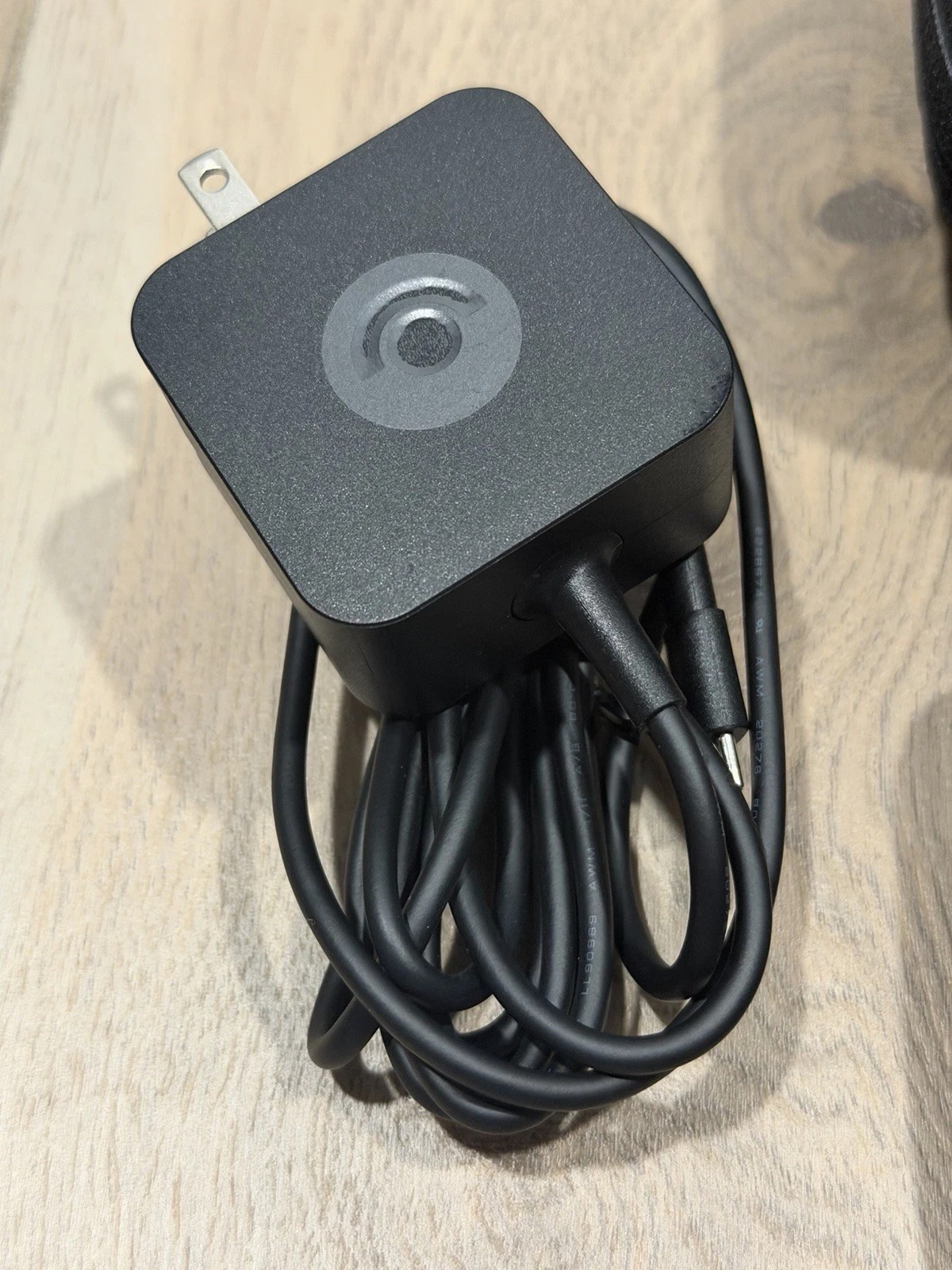 Valve Steam Deck OLED 1TB Handheld Gaming Console System thumbnail 6