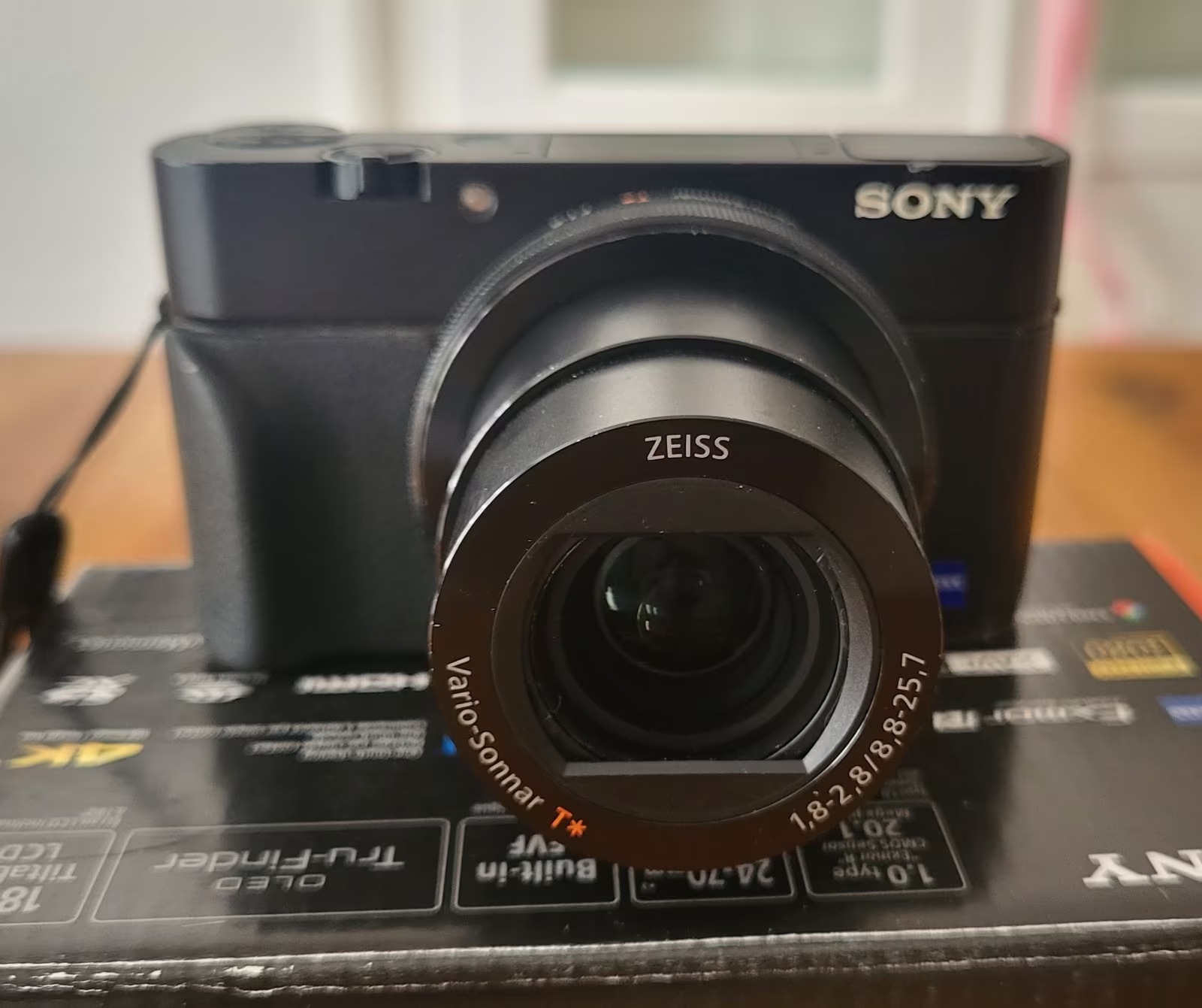 Valve Steam Deck OLED 1TB – Handheld Gaming Console thumbnail 12