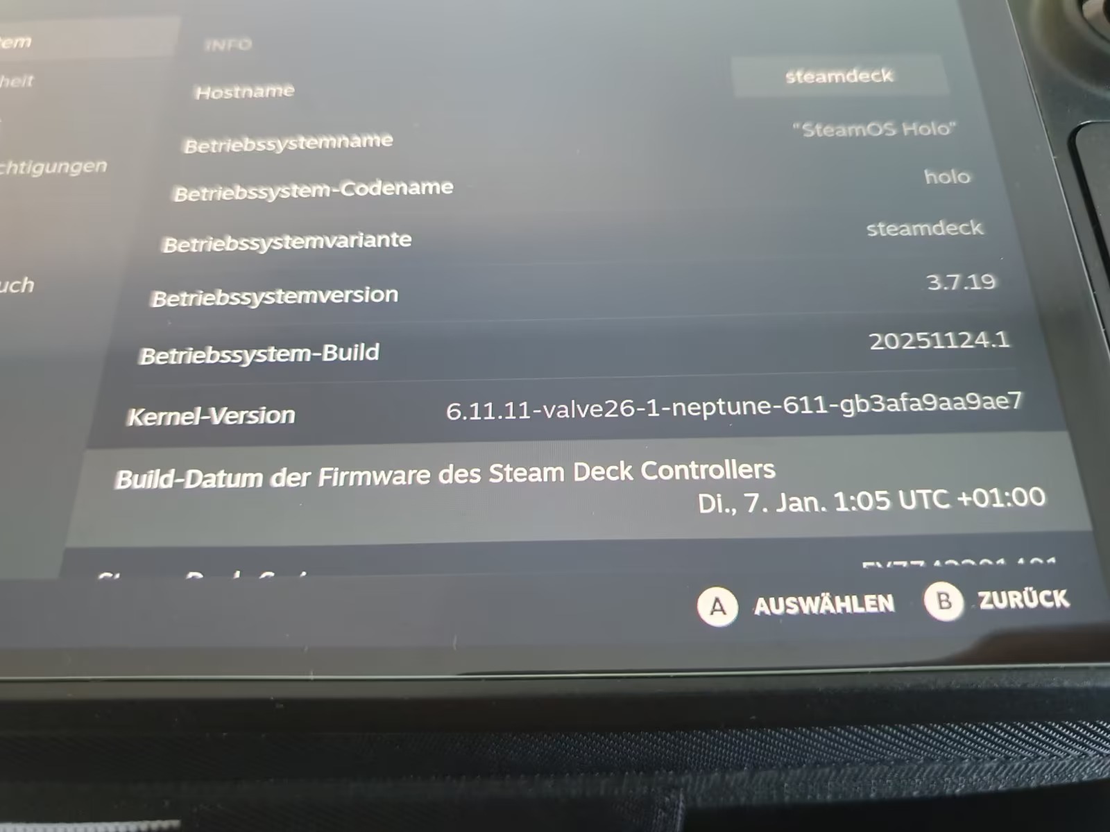 Valve Steam Deck OLED 1TB – Handheld Gaming Console thumbnail 15