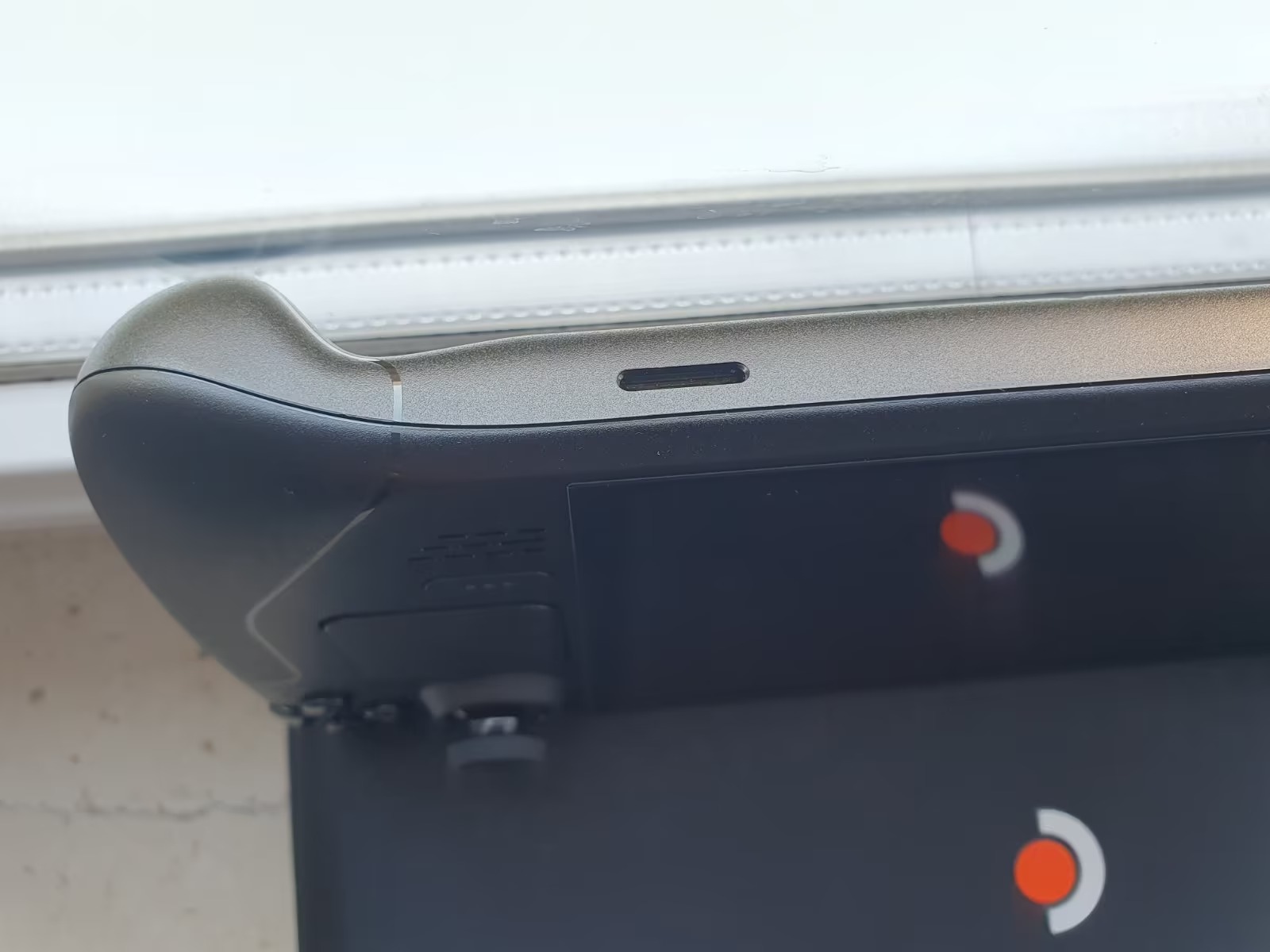 Valve Steam Deck OLED 1TB – Handheld Gaming Console thumbnail 2