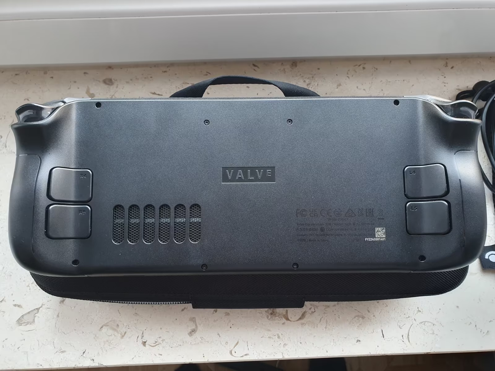 Valve Steam Deck OLED 1TB – Handheld Gaming Console thumbnail 8