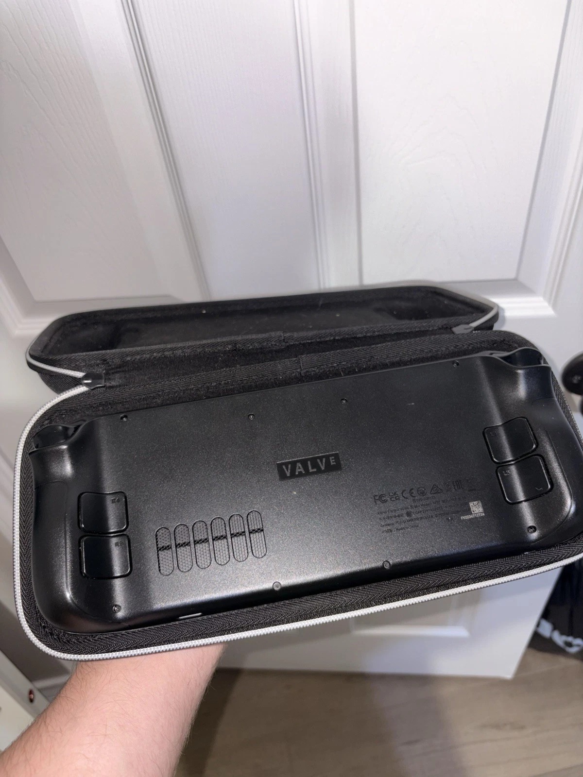 Valve Steam Deck OLED 1TB Storage thumbnail 7