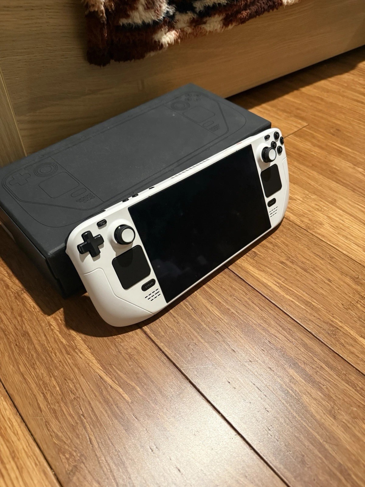 Valve Steam Deck OLED – 2TB SSD | Dual Boot (SteamOS + Windows) | White Shell thumbnail 1