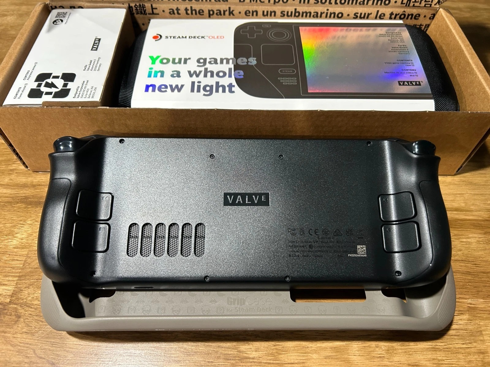 Valve Steam Deck OLED – 2TB SSD | Like New | GripCase + Extras thumbnail 3