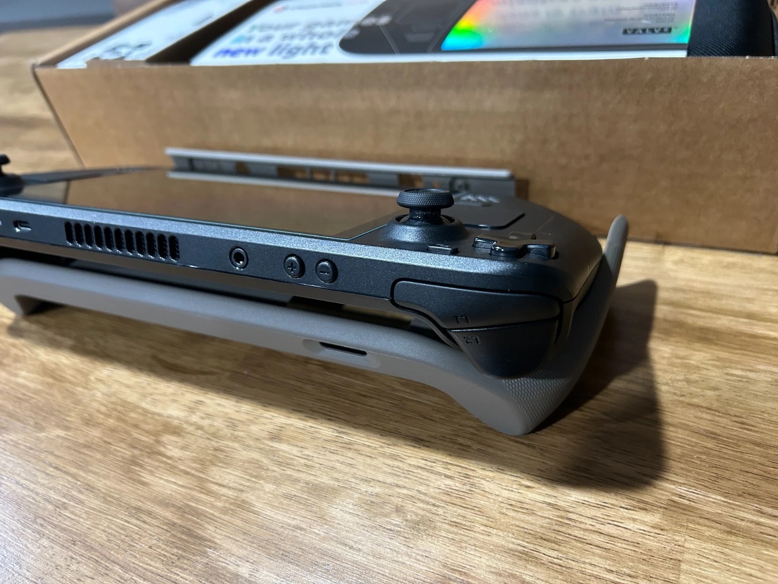 Valve Steam Deck OLED – 2TB SSD | Like New | GripCase + Extras thumbnail 6