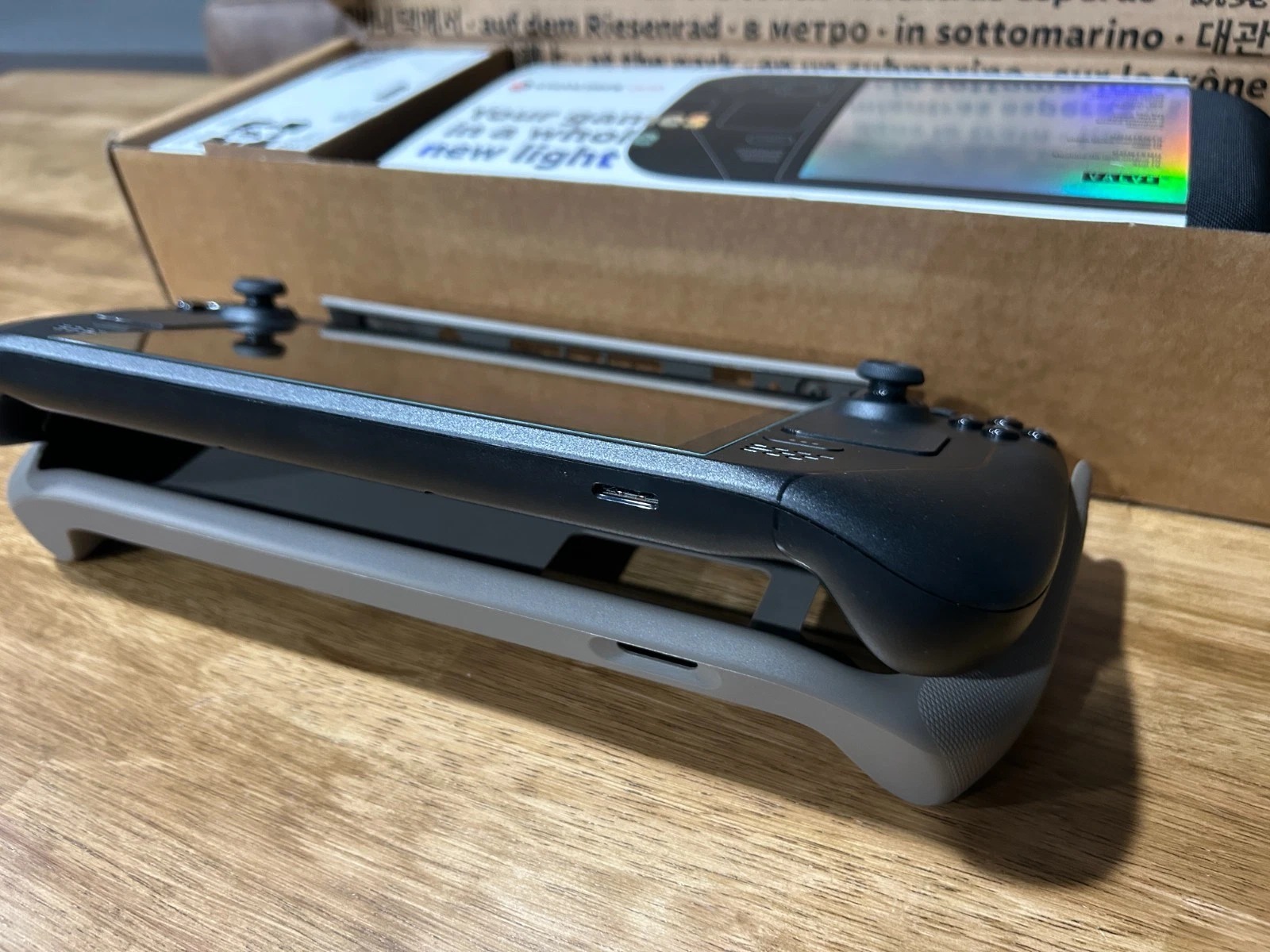 Valve Steam Deck OLED – 2TB SSD | Like New | GripCase + Extras thumbnail 9