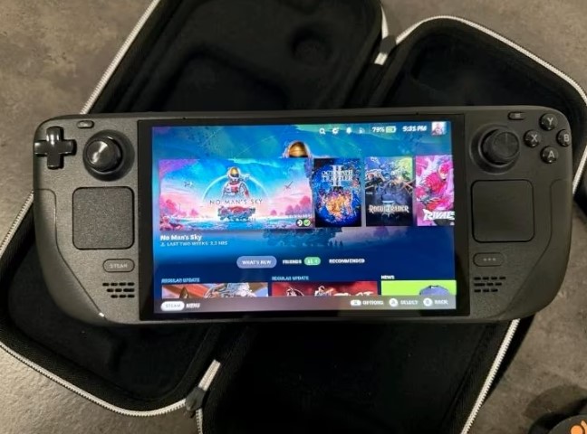 Valve Steam Deck OLED 512GB (2025) + 512GB microSD -Includes Dock thumbnail 2