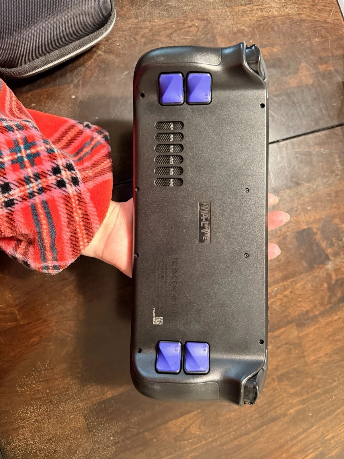 Valve Steam Deck OLED 512GB Black Handheld Console Bundle thumbnail 5