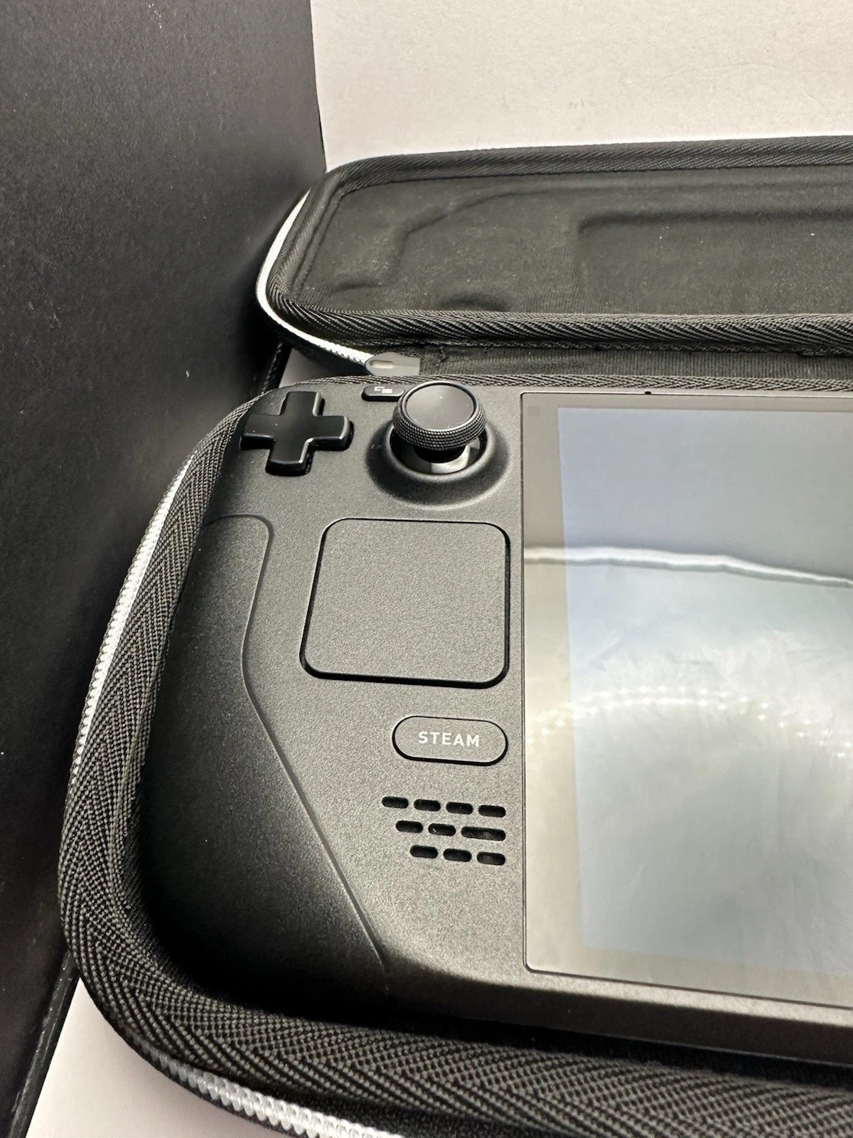 Valve Steam Deck OLED 512GB Black Handheld Console thumbnail 4