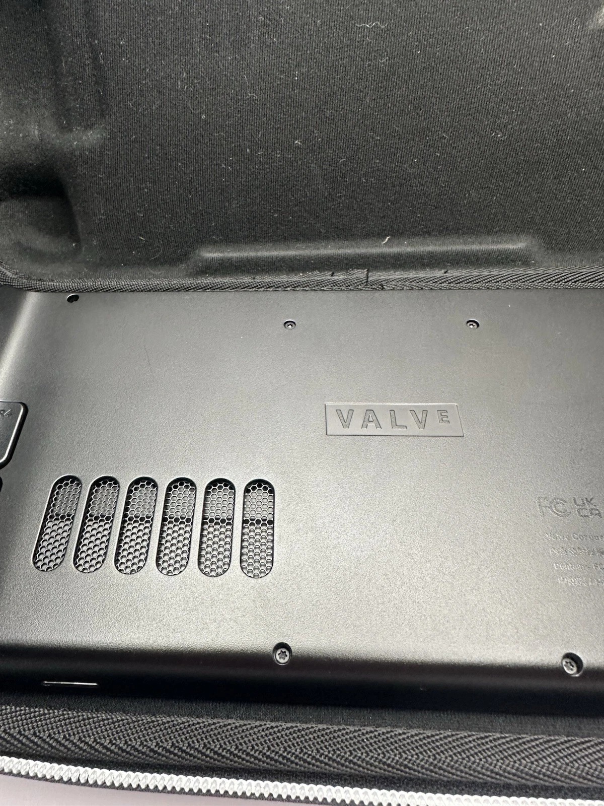 Valve Steam Deck OLED 512GB Black Handheld Console thumbnail 7