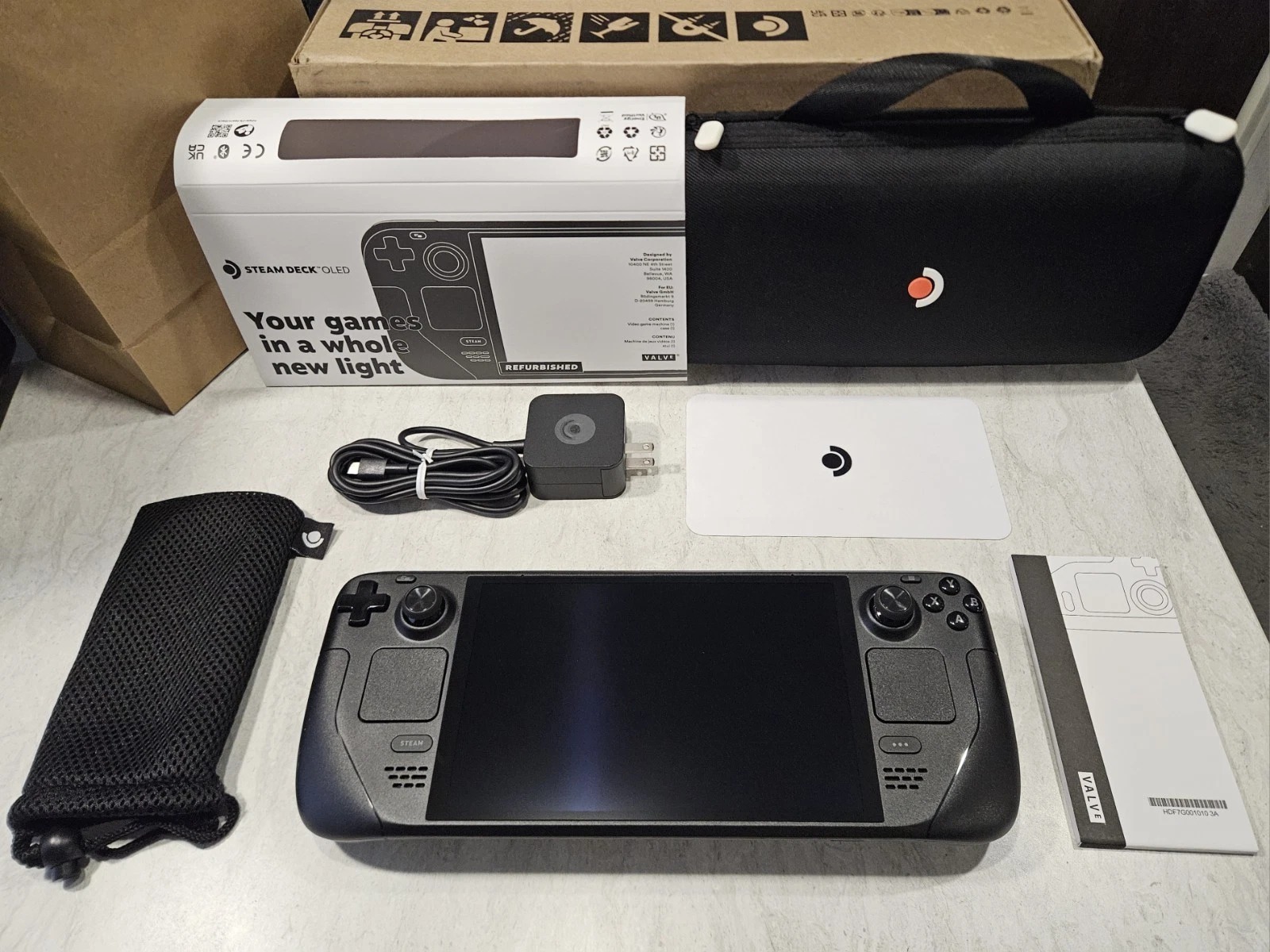 Valve Steam Deck OLED 7.4" 1TB, Anti-Reflective, Case, Charger, & Original Box thumbnail 1