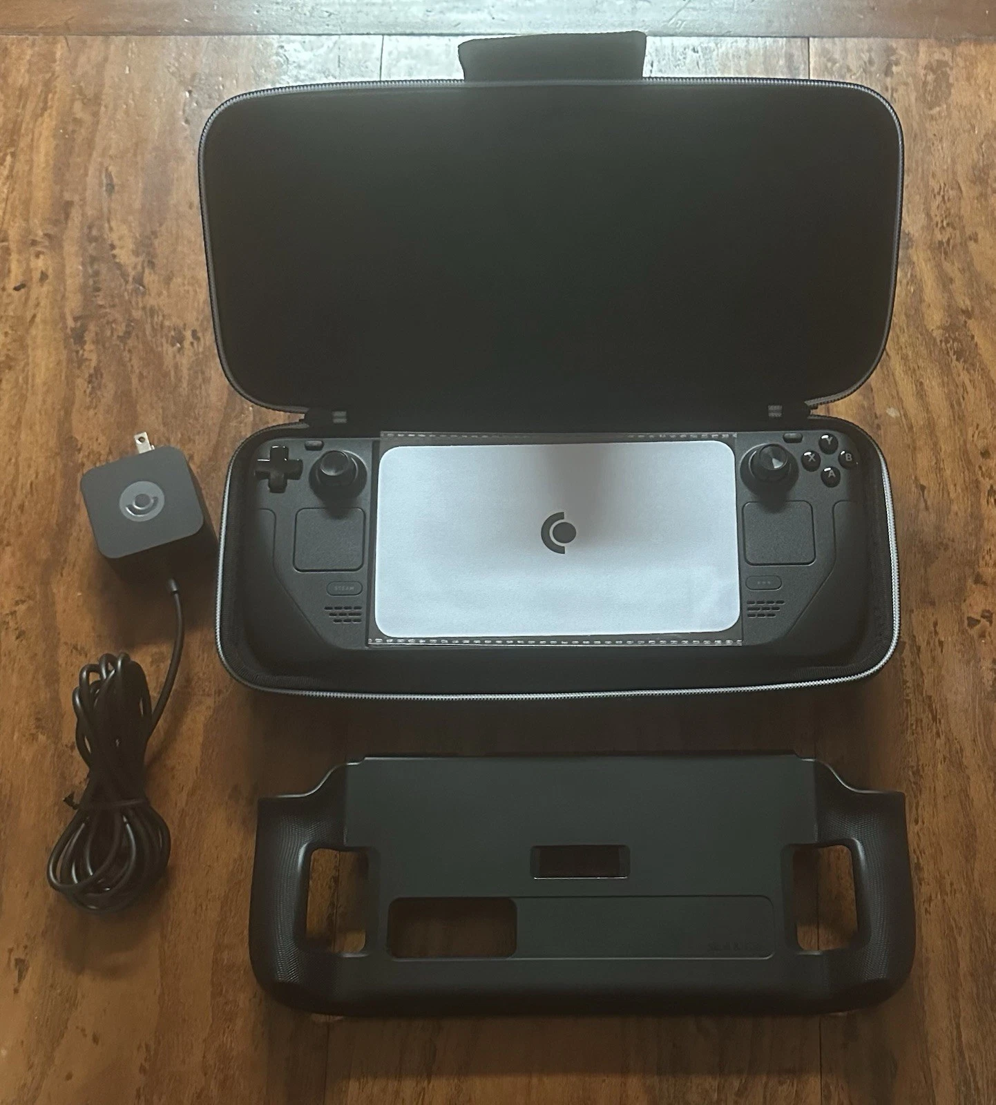 Valve Steam Deck OLED Handheld Console, 1TB With TPU Case thumbnail 4