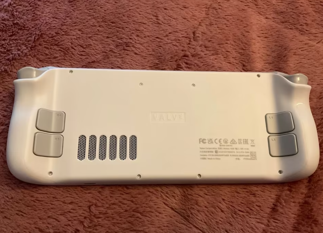 Valve Steam Deck OLED Handheld Console – Limited White Edition – 1TB thumbnail 4