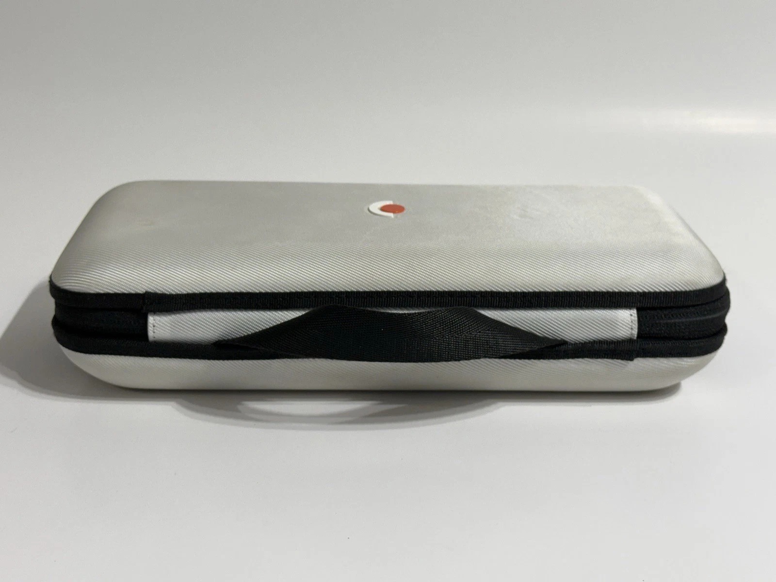 Valve Steam Deck OLED Limited White Edition 1TB Handheld Console with Case thumbnail 14