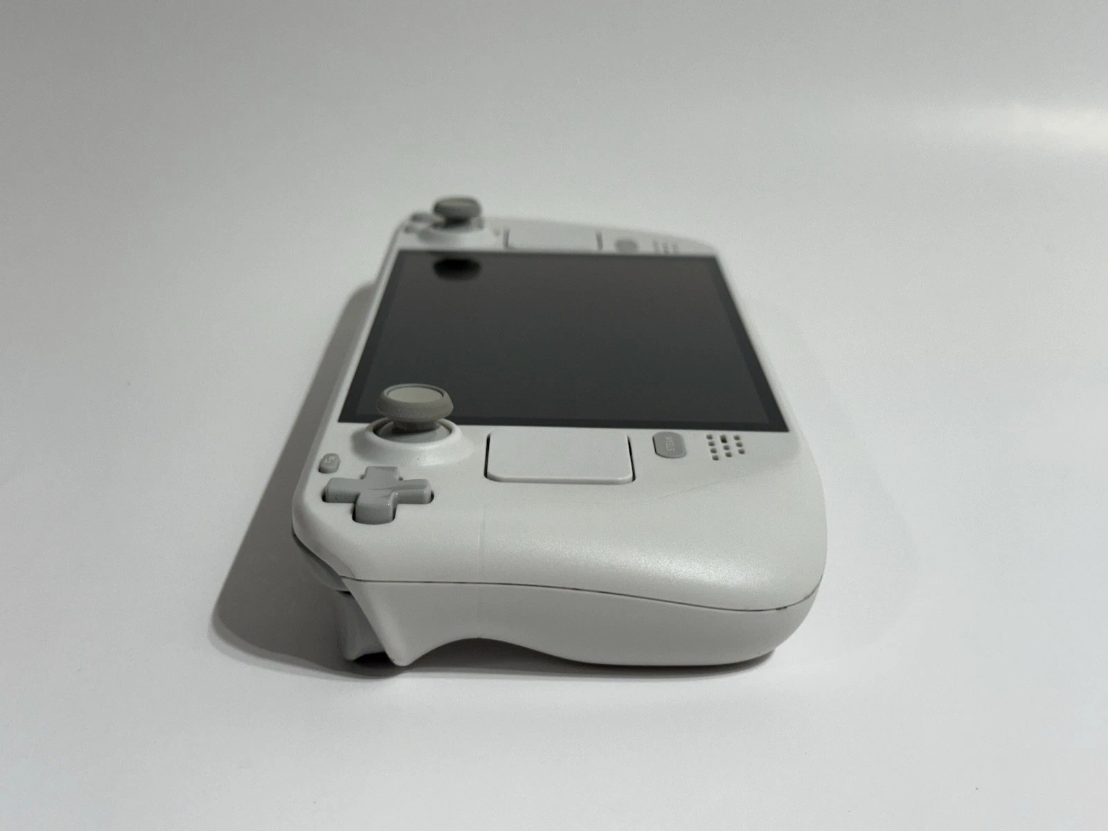 Valve Steam Deck OLED Limited White Edition 1TB Handheld Console with Case thumbnail 4