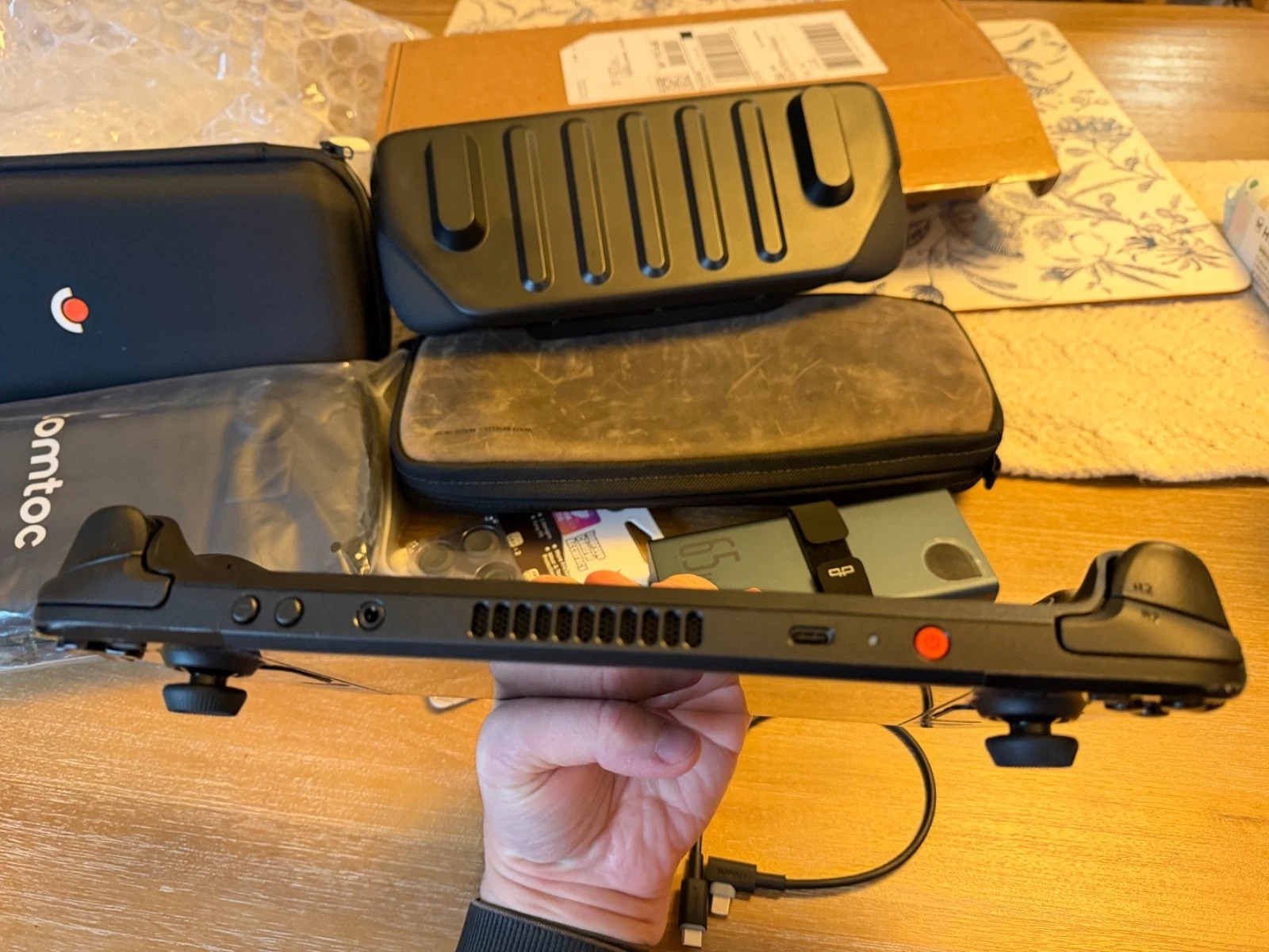 Valve Steam Deck OLED Upgraded Bundle (2TB SSD, 1TB microSD, Cases) - Excellent! thumbnail 7