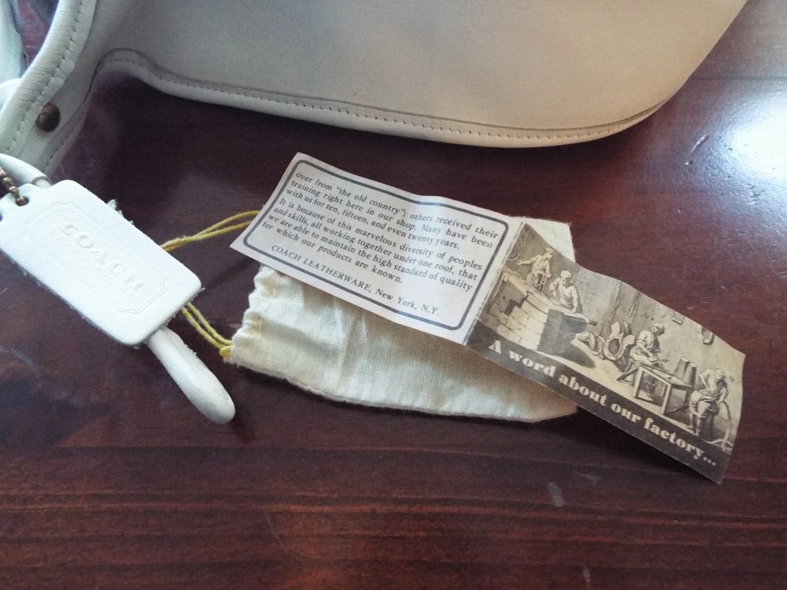 Vintage Bonnie Cashin Coach 1970's Leather Shoulder Bag NYC USA Rare White 70's thumbnail 4