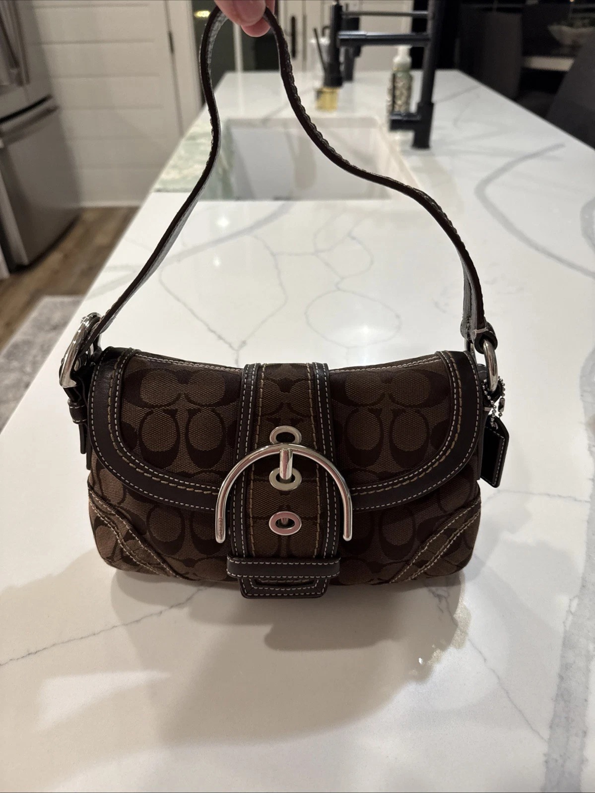 Vintage Coach SoHo Signature Flap Buckle Shoulder Bag/ Purse Brown thumbnail 4