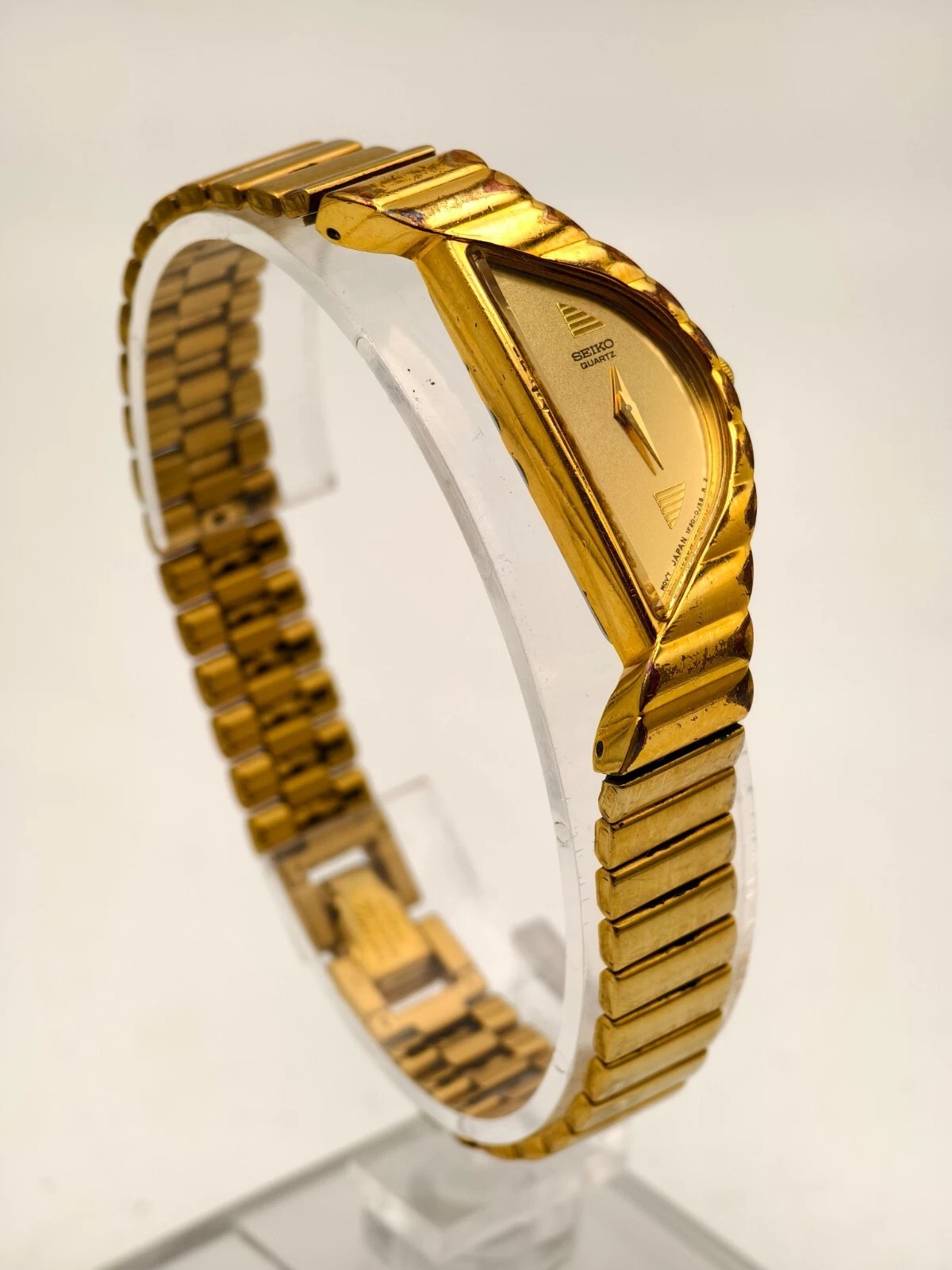 Rare Vintage Seiko Half Moon 1F20-5D59 Ladies Gold Tone Quartz Watch thumbnail 3