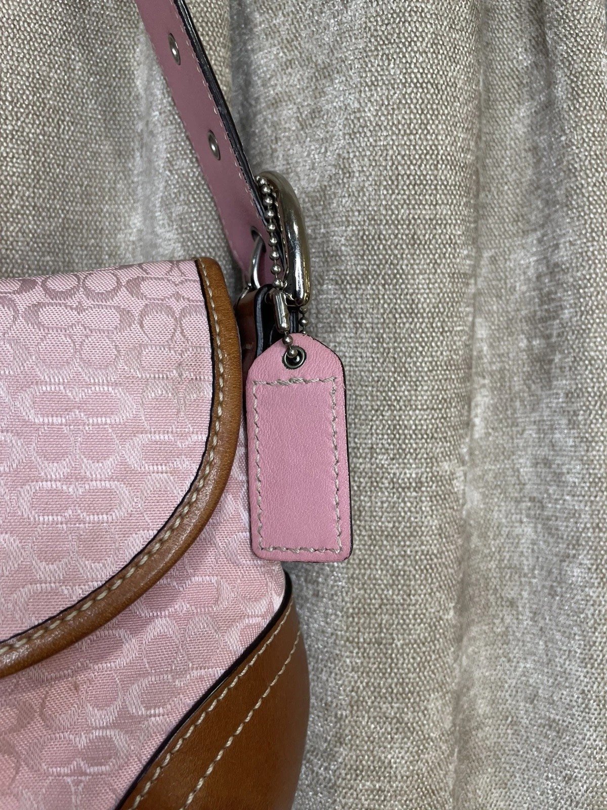 Vintage Y2K COACH Soho 6818 Light Pink Monogram Canvas Leather Shoulder Handbag thumbnail 17