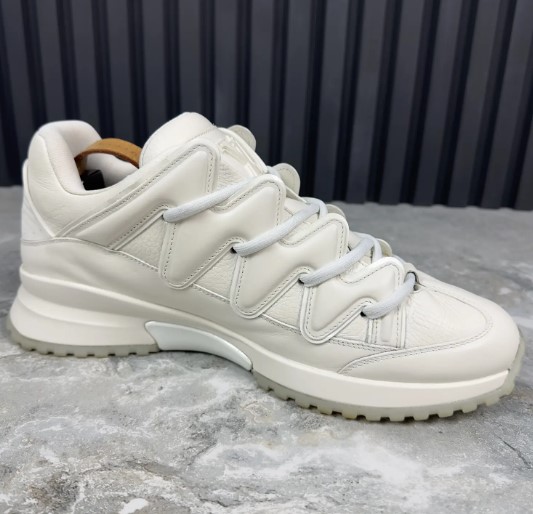 Zig-Zag Monogram Leather Designer Sneakers - Size 10.5 thumbnail 5